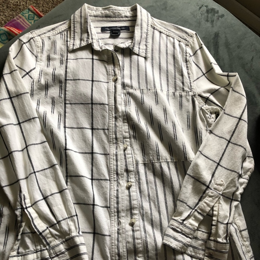 Women’s French connection button up